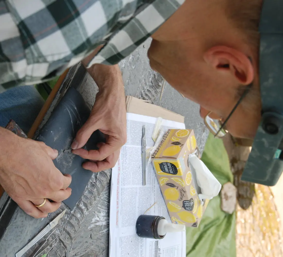 Holzmaden_Pyritzerfall_Reinigung_04a